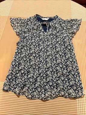 LC Lauren Conrad Navy and White Floral Tie-Neck Blouse